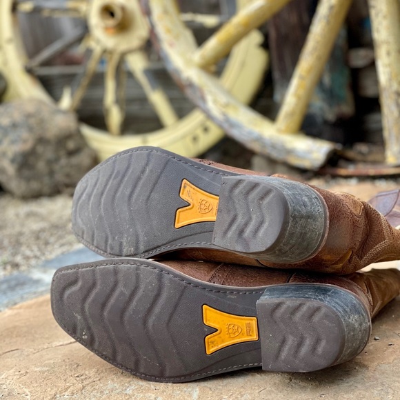 Ariat western boots - Picture 3 of 3